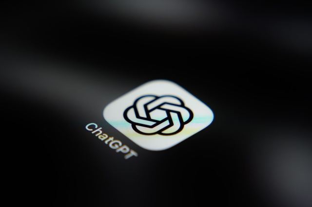 OpenAI corta pela metade o preço dos modelos GPT-6 Sol e Luna